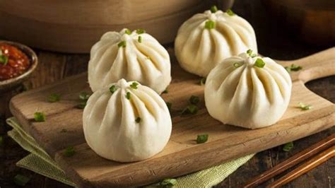   Bánh Bao Khúc Hấp: Liệu Bạn Có Muốn Trải Nghiệm Hương Vị Đậm đà của Món Ăn Truyền Thống Liaoyang?